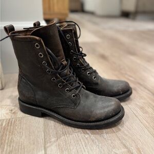 FRYE AND CO. Dark Brown Combat Lace Up Boots 7.5